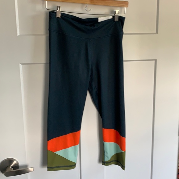 Live Love Dream Capri leggings
